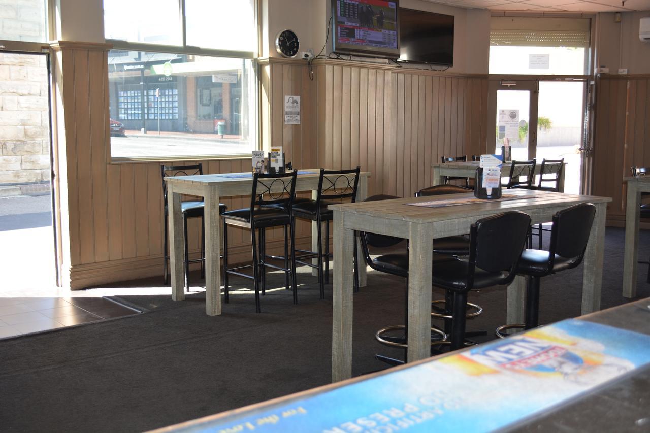 Commercial Hotel Motel לית'גו מראה חיצוני תמונה