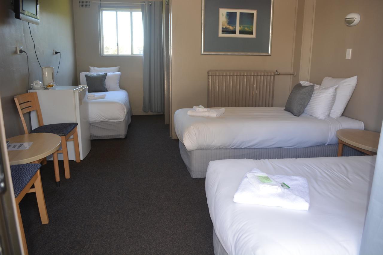 Commercial Hotel Motel לית'גו מראה חיצוני תמונה