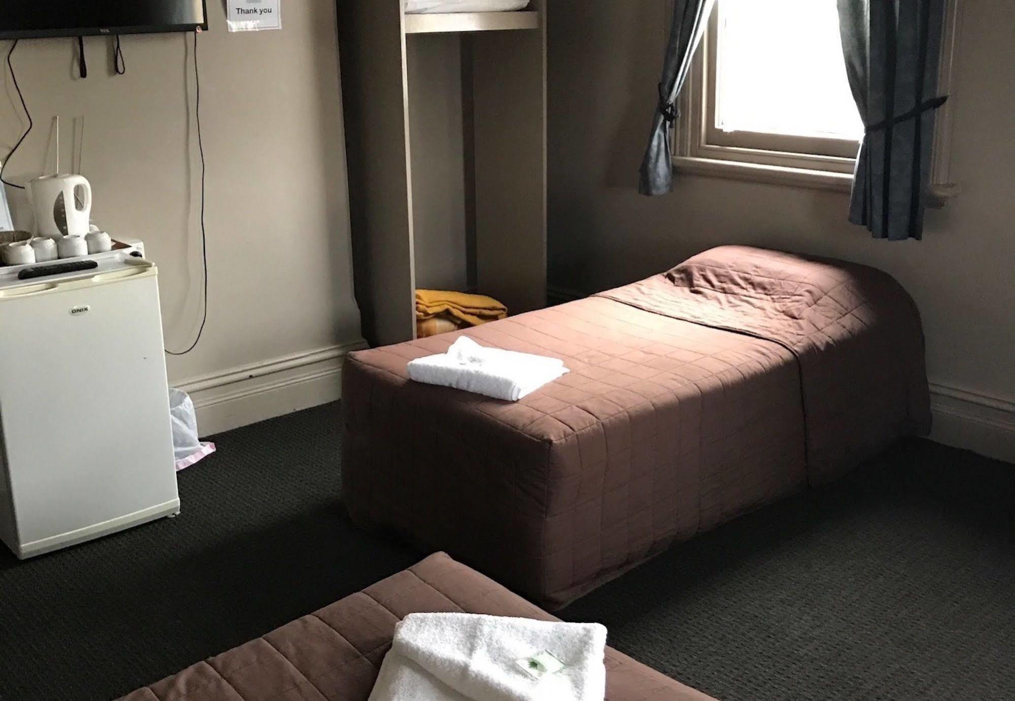 Commercial Hotel Motel לית'גו מראה חיצוני תמונה