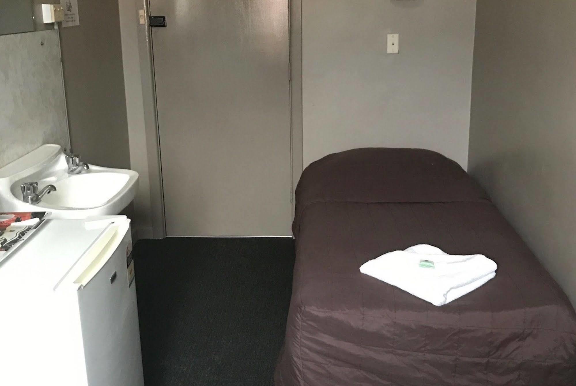 Commercial Hotel Motel לית'גו מראה חיצוני תמונה